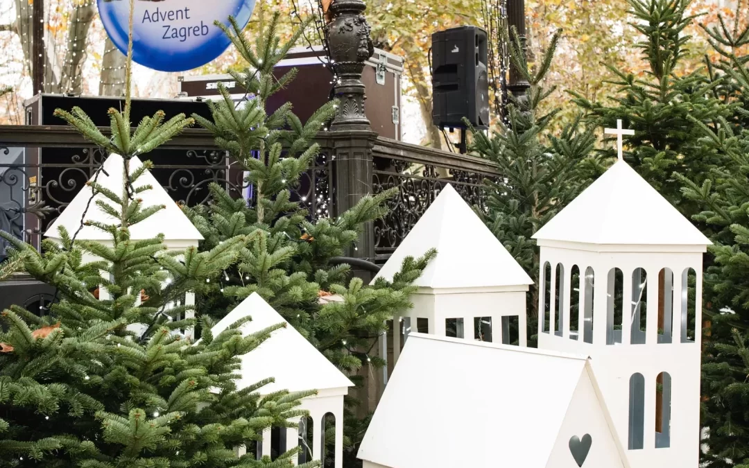 LAG “Papuk” organizirao odlazak na Advent u Zagreb